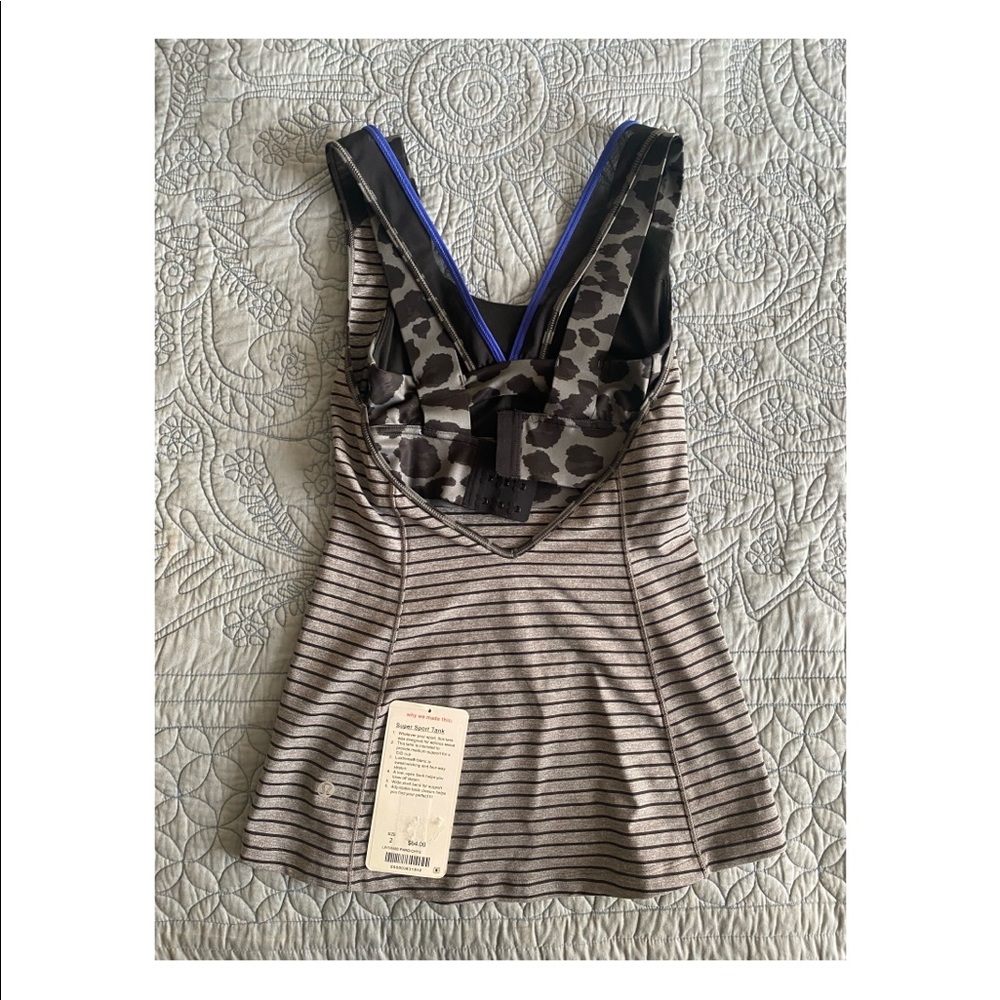 Lulemon sports bra tank top